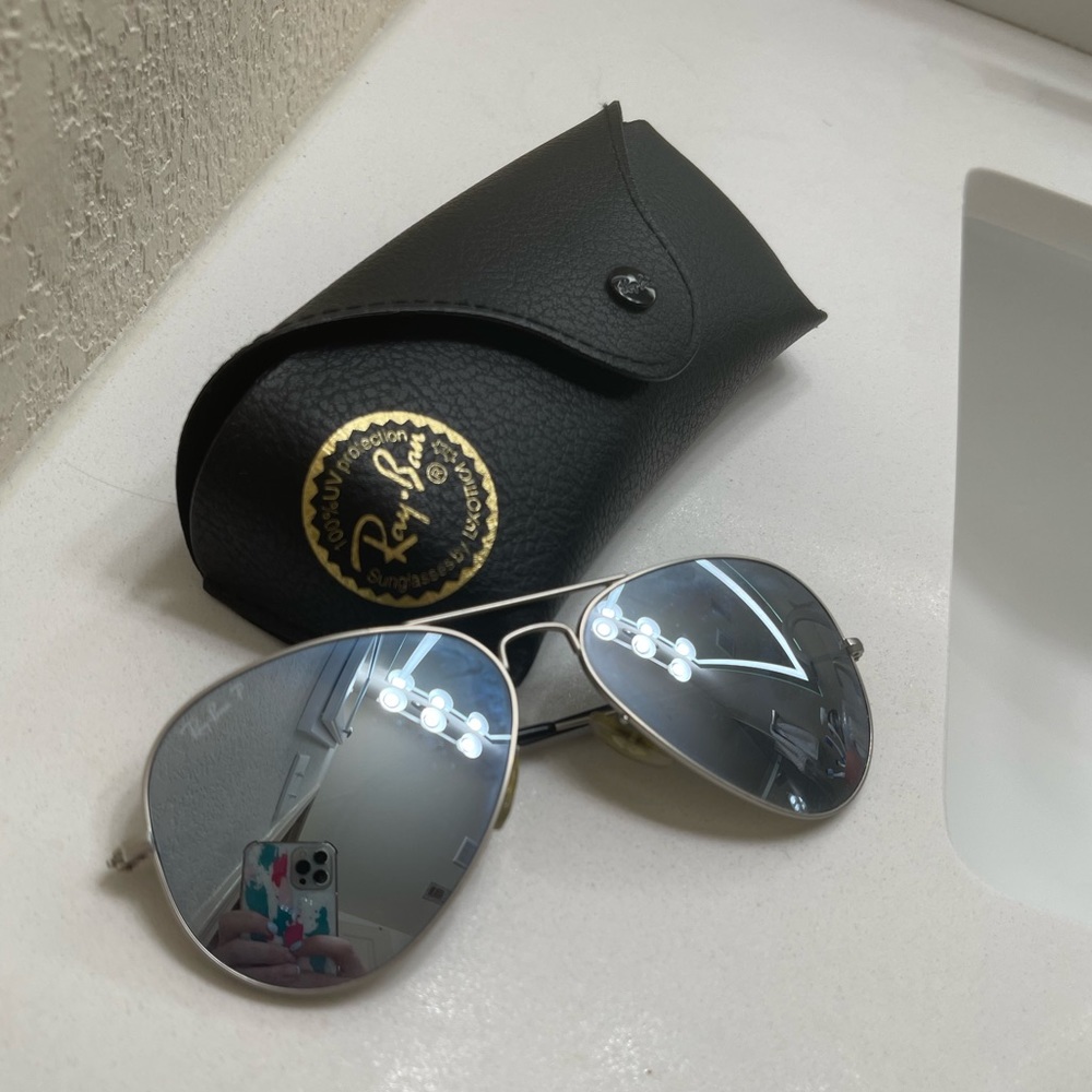 Ray ban aviator sunglasses